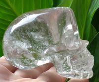 Bergkristall Kristallschädel 230 g 7,7 cm