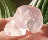 Rosenquarz Rosaquarz Kristallschädel energetisiert 18 g