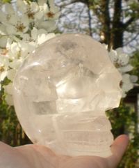 schön klarer Bergkristall Kristallschädel ca. 1,48 kg