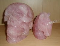 Rosenquarz Kristallschädel Einhorn aktiviert 2,6 kg